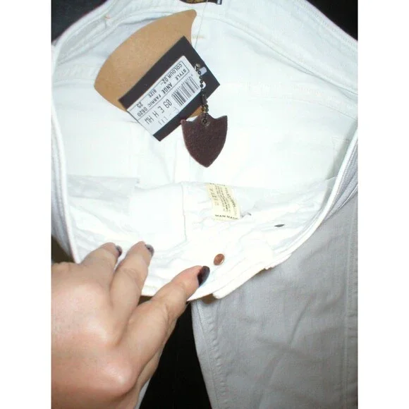 New NWT Designer Hollywood Trading Company White Jeans Womens Flare 25 Mid HTC